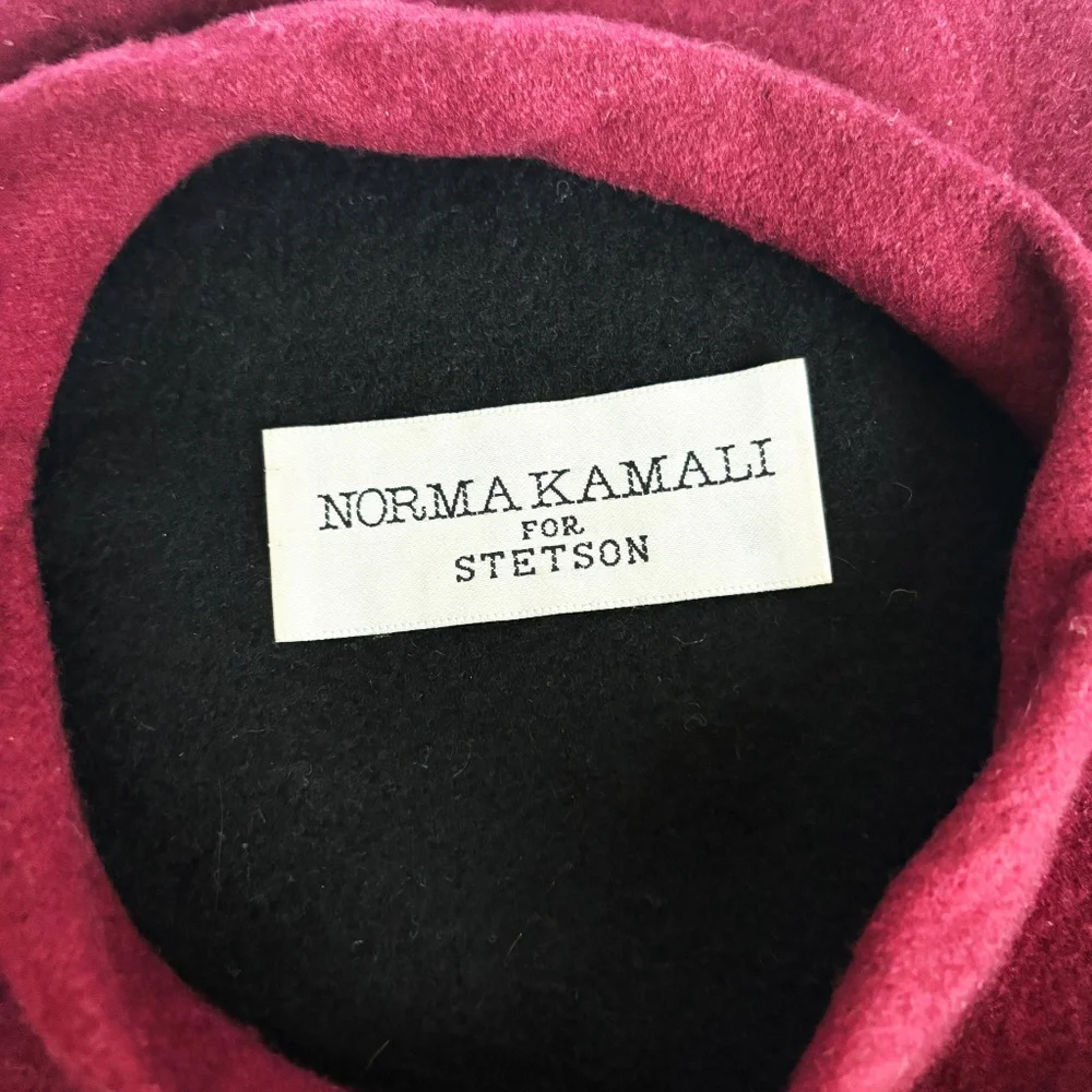 Vintage Norma Kamali for Stetson Wool Beret – Black & Burgundy Two-Tone (1980s)